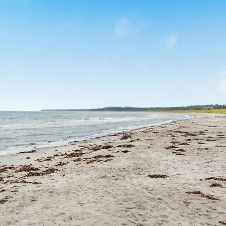 Feriehus Beautiful Home In Grenaa With Wifi